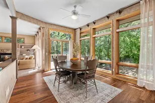 8975 Hunters Way, Apple Valley, MN 55124 - Photo 6