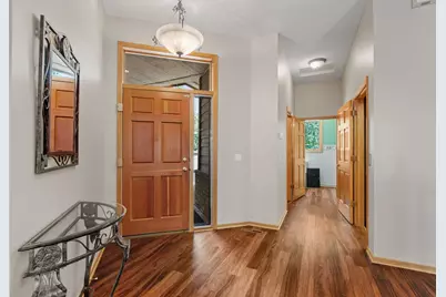 8975 Hunters Way, Apple Valley, MN 55124 - Photo 2