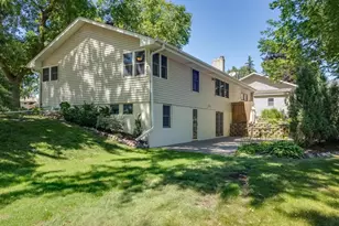 5137 Forest Rd, Minnetonka, MN 55345 - Photo 6