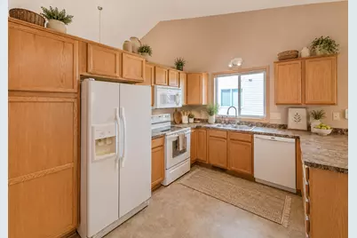 2932 126th Lane NW, Coon Rapids, MN 55448 - Photo 6
