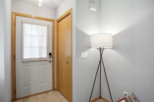 8854 Spring Ln, Woodbury, MN 55125 - Photo 8