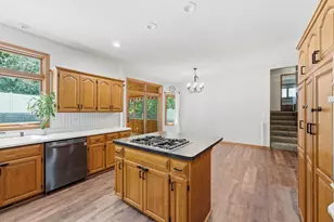 1920 Linda Ln, Saint Cloud, MN 56301 - Photo 6