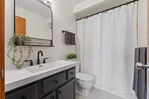 433 S 7th St, Minneapolis, MN 55415 - Photo 14