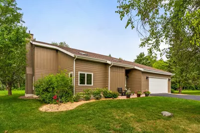 719 S 64th Avenue W, Duluth, MN 55807 - Photo 2