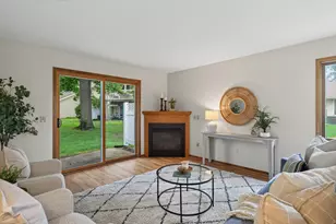 422 95th Ln NE, Blaine, MN 55434 - Photo 4