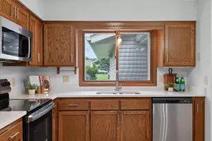 422 95th Ln NE, Blaine, MN 55434 - Photo 16