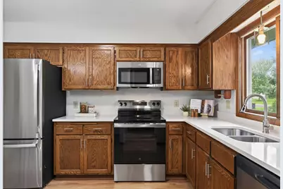 422 95th Lane NE, Blaine, MN 55434 - Photo 6