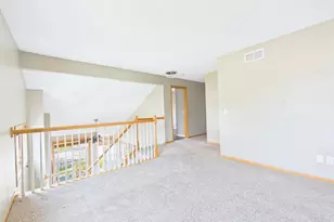 2048 Willow Cir, Hugo, MN 55038 - Photo 16