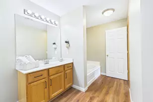 2048 Willow Cir, Hugo, MN 55038 - Photo 20