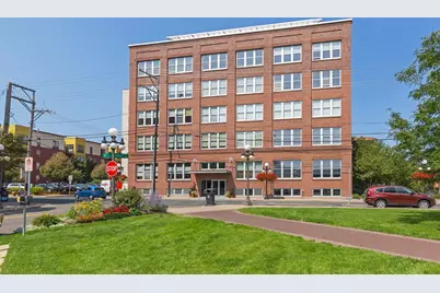 225 9th Street E #304, Saint Paul, MN 55101 - Photo 2