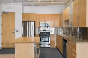 225 9th Street E, Saint Paul, MN 55101 - Photo 18