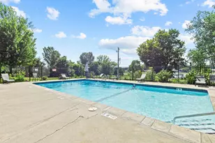 4201 Lakeside Ave N, Brooklyn Center, MN 55429 - Photo 22