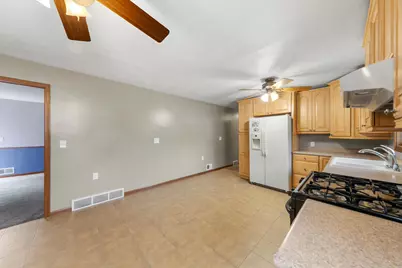 616 1st Street N, Montgomery, MN 56069 - Photo 18