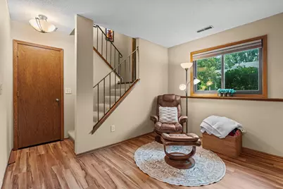 7232 Woodstock Curve, Bloomington, MN 55438 - Photo 24