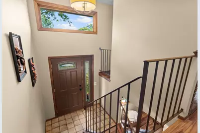 7232 Woodstock Curve, Bloomington, MN 55438 - Photo 8