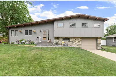 541 Prospect Street, Owatonna, MN 55060 - Photo 1