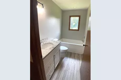 305 W 3rd Street, Winthrop, MN 55396 - Photo 16