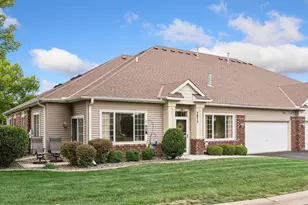3873 Lawndale Ln N, Plymouth, MN 55446 - Photo 2