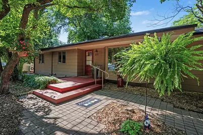 277 Highland Drive, Chaska, MN 55318 - Photo 2