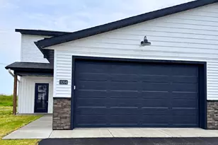 3204 Scotch Ln, Mankato, MN 56001 - Photo 1
