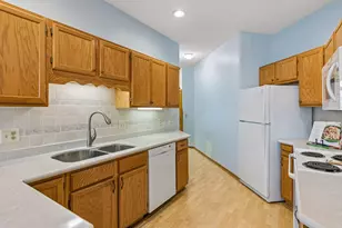6936 Inverness Ct, Inver Grove Heights, MN 55077 - Photo 16