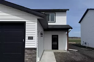 3202 Scotch Ln, Mankato, MN 56001 - Photo 2