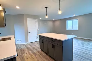 3202 Scotch Ln, Mankato, MN 56001 - Photo 6