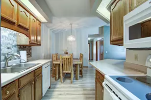 2904 Schabacker Ct, Menomonie, WI 54751 - Photo 8