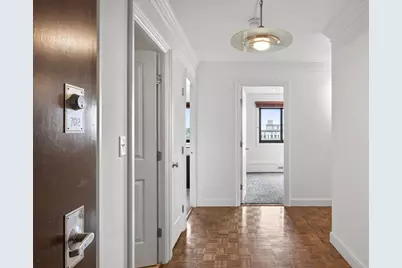 410 Groveland Avenue #702, Minneapolis, MN 55403 - Photo 2