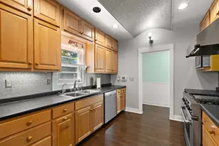1004 Center Street W, Rochester, MN 55902 - Photo 18