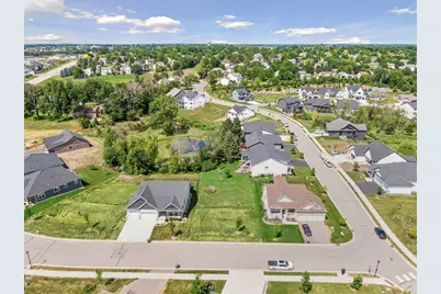 1946 Woods Point, Waconia, MN 55387 - Photo 6
