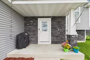 114 Collina Cir, Avon, MN 56310 - Photo 8