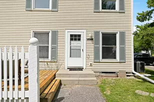 4980 Grenwich Trail N, Oakdale, MN 55128 - Photo 22