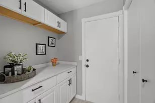4980 Grenwich Trail N, Oakdale, MN 55128 - Photo 6