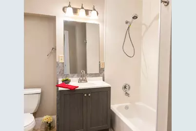 2518 Fremont Avenue N, Minneapolis, MN 55411 - Photo 8