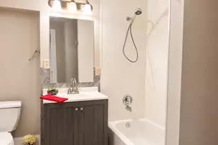 2518 Fremont Ave N, Minneapolis, MN 55411 - Photo 8