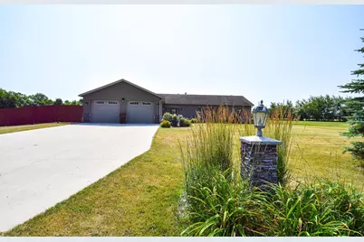 14594 138th Avenue NE, Thief River Falls, MN 56701 - Photo 4