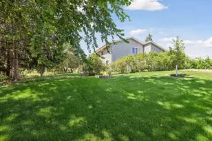 4675 Balsam Ln N, Plymouth, MN 55442 - Photo 40