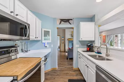 1825 Hunter Hill Road, Hudson, WI 54016 - Photo 8