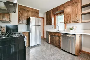 2422 Jefferson St NE, Minneapolis, MN 55418 - Photo 6