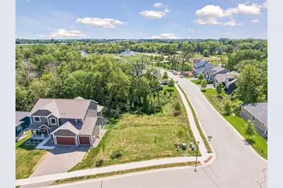 1949 Woods Point, Waconia, MN 55387 - Photo 2