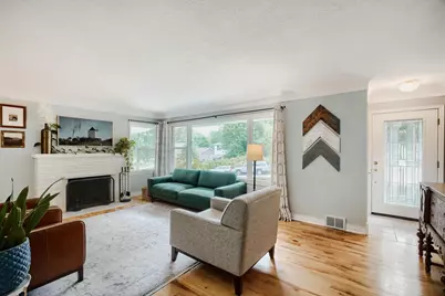 3705 Abbott Avenue N, Robbinsdale, MN 55422 - Photo 4