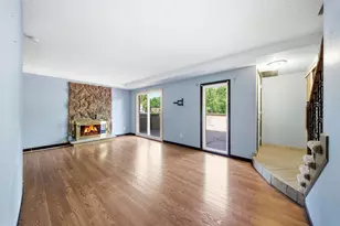 2103 Marquis Rd, Golden Valley, MN 55427 - Photo 8