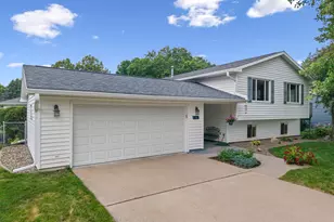 1218 Poplar St, La Crescent, MN 55947 - Photo 1