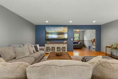 4517 Orchard Avenue N, Robbinsdale, MN 55422 - Photo 12