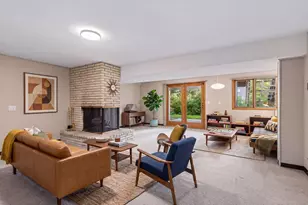 401 Mission Road W, Bloomington, MN 55420 - Photo 26