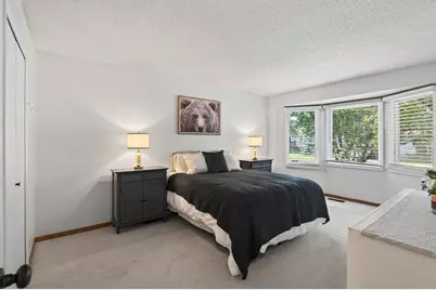 14332 Glenda Drive, Apple Valley, MN 55124 - Photo 12