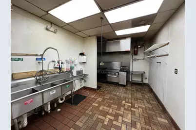 311 Lyndale Avenue N, Faribault, MN 55021 - Photo 12