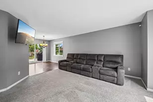 905 Walnut St, Farmington, MN 55024 - Photo 6