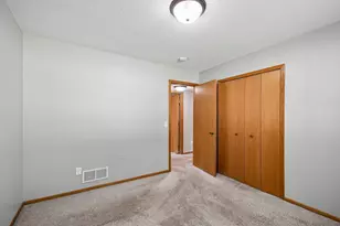 905 Walnut St, Farmington, MN 55024 - Photo 18
